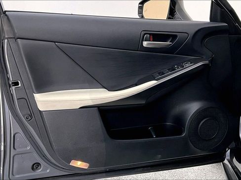 Used 2022 Lexus IS 350 F Sport image 22