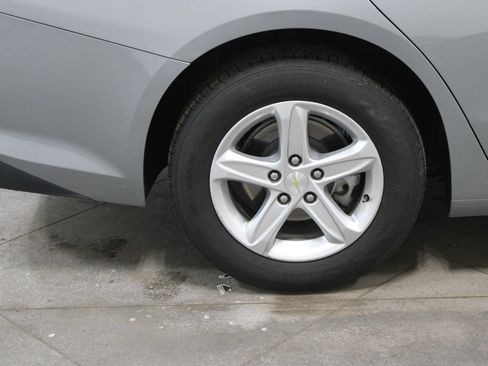 Used 2024 Chevrolet Malibu LT FWD image 45