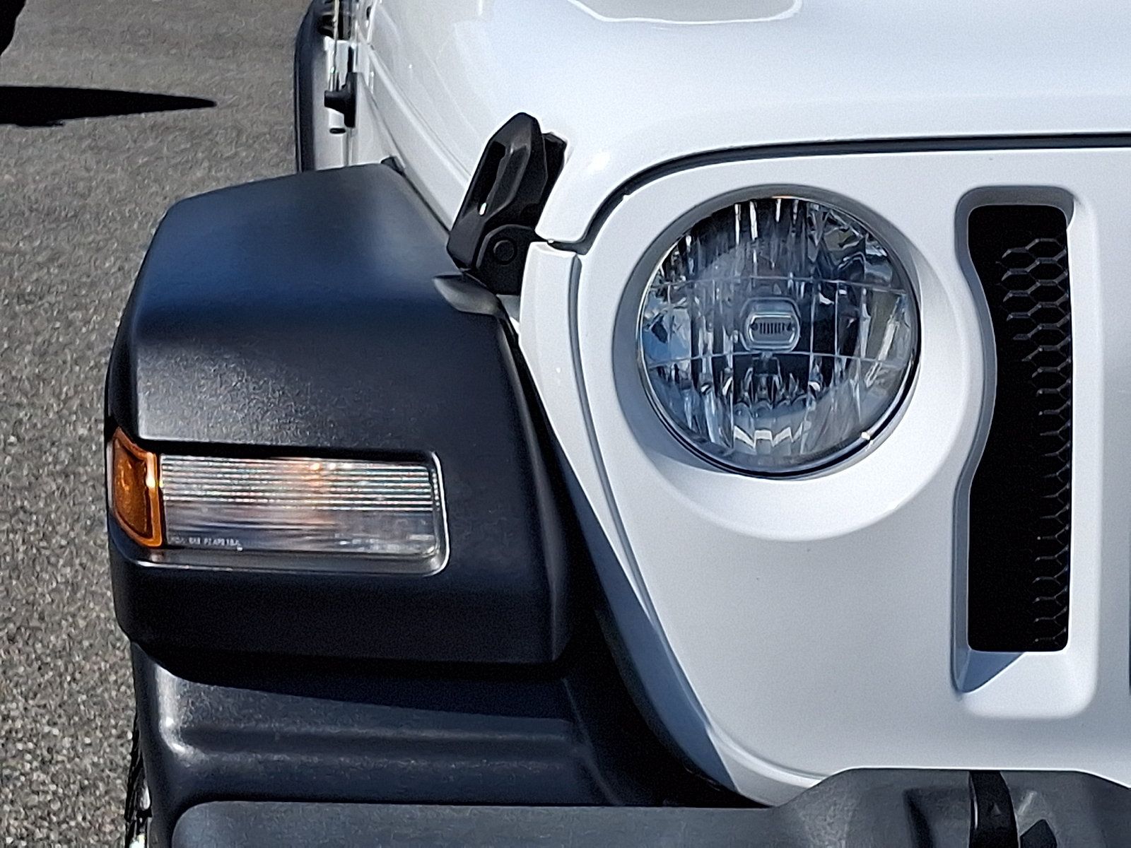 Used 2019 Jeep Wrangler Unlimited Sport AWD/4WD image 10