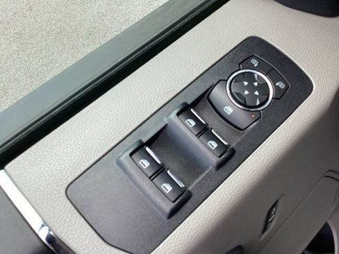 Used 2019 Ford F150 XLT AWD/4WD image 16
