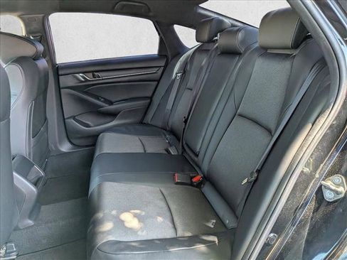 Used 2018 Honda Accord Sport image 16