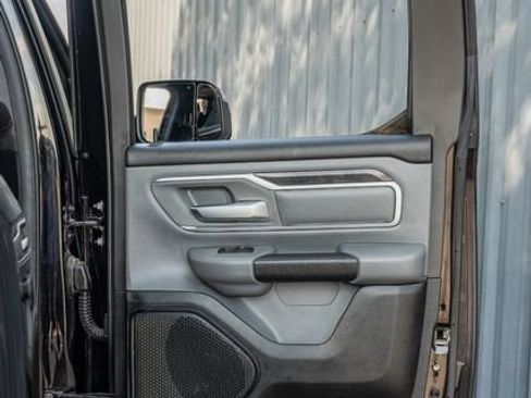 Used 2021 RAM 1500 Big Horn RWD image 38