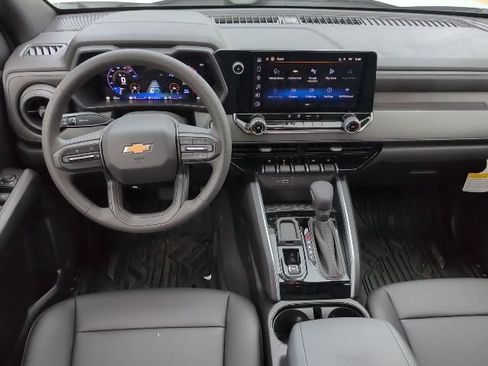 New 2026 Chevrolet Colorado W/T image 4