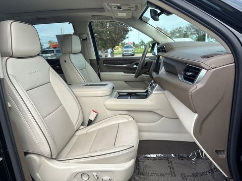 Certified 2021 GMC Yukon Denali AWD/4WD image 42