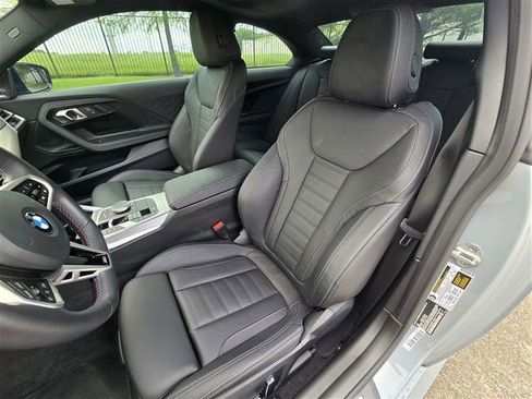 Used 2025 BMW M240i Coupe w/ Premium Package image 11