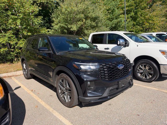 Used 2026 Ford Explorer ST AWD/4WD image 3