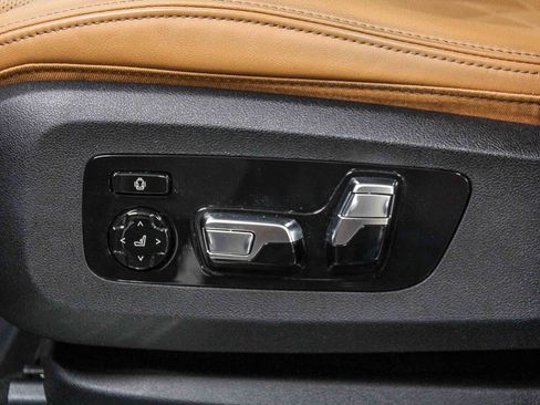 Certified 2023 BMW X5 M50i w/ Executive Package image 21