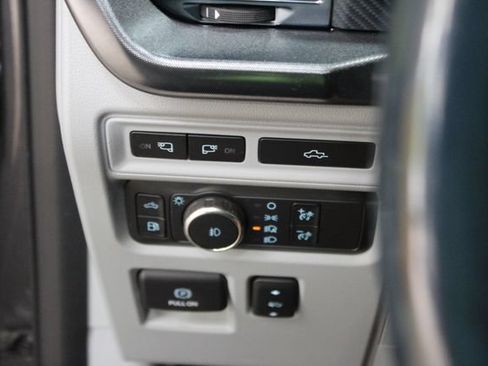 Used 2021 Ford F150 Limited AWD/4WD image 16
