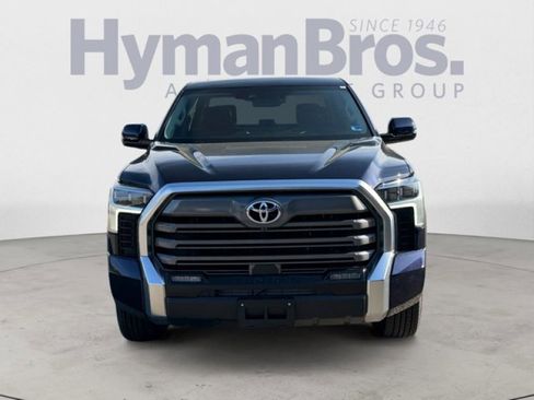 Used 2024 Toyota Tundra Limited AWD/4WD image 8