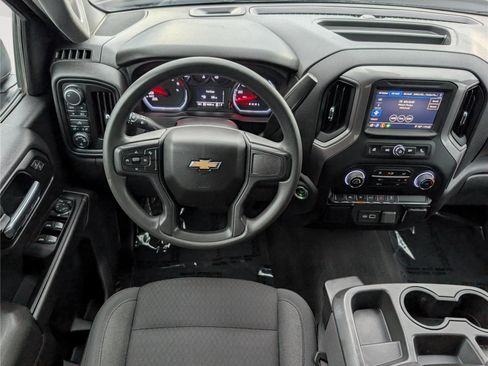 Used 2023 Chevrolet Silverado 1500 Custom AWD/4WD image 16