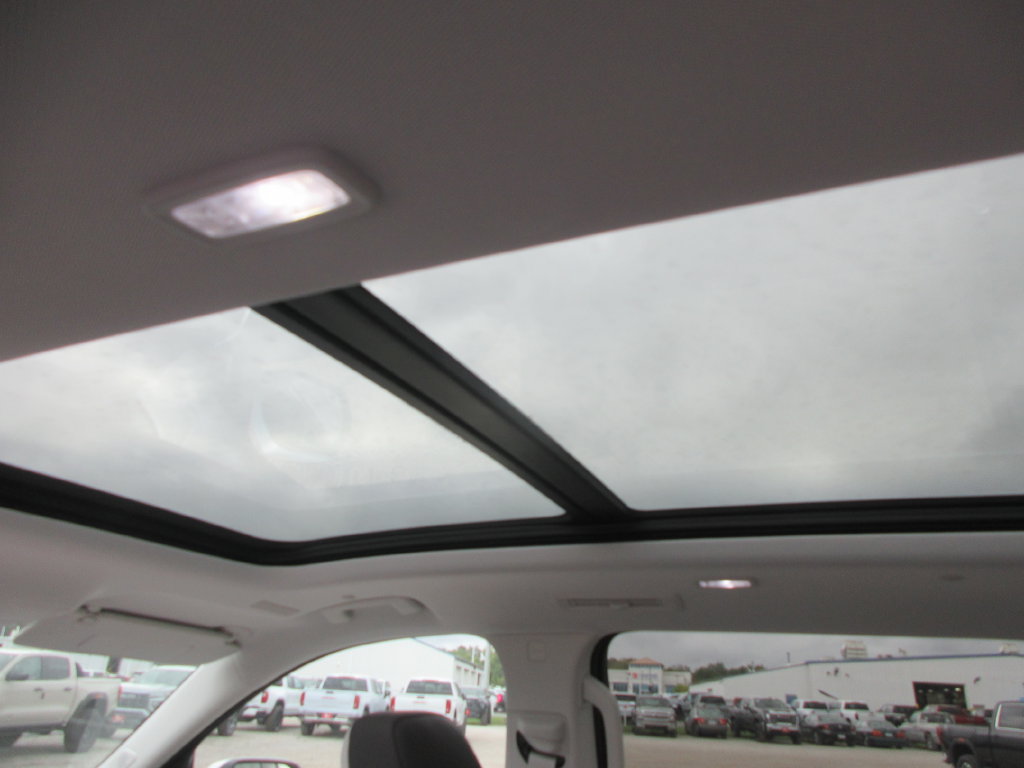 New 2027 GMC Acadia Denali FWD image 14