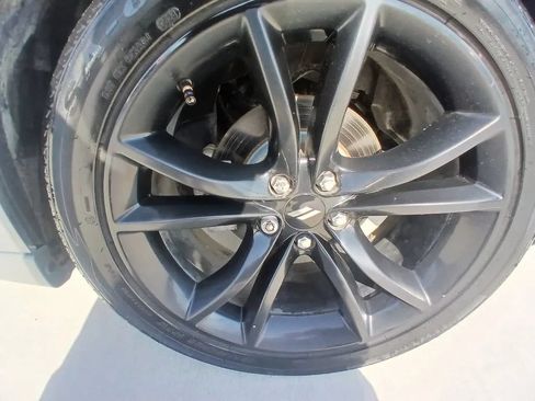 Used 2019 Dodge Charger SXT w/ Blacktop Package RWD image 10