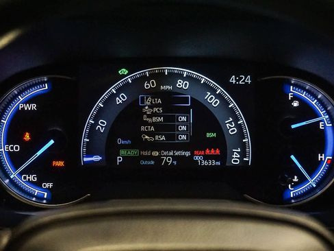 Used 2025 Toyota RAV4 XLE image 21