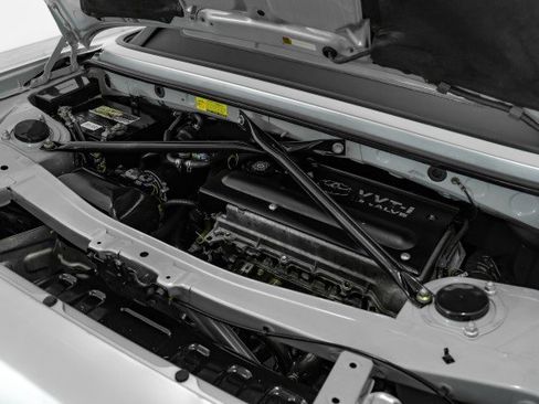 Used 2002 Toyota MR2 image 35