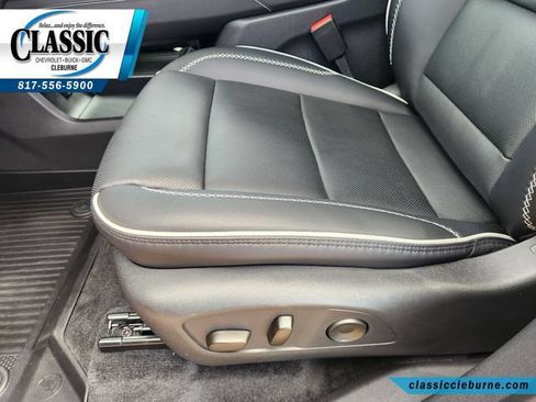 Used 2025 GMC Acadia Denali w/ LPO, Floor Liner Package AWD/4WD image 25