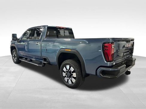 Used 2025 GMC Sierra 2500 Denali w/ Denali Reserve Package AWD/4WD image 5