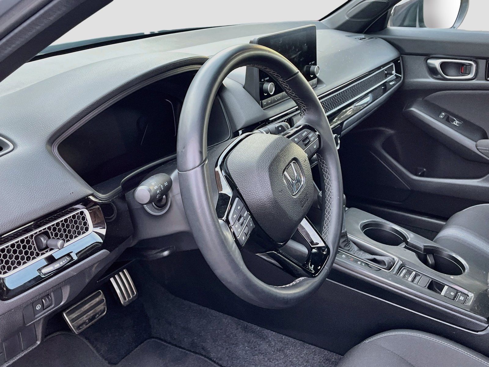Used 2026 Honda Civic FWD Hybrid Sedan image 11