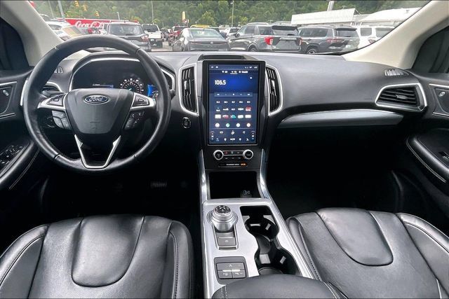 Used 2021 Ford Edge Titanium w/ Equipment Group 301A FWD image 14