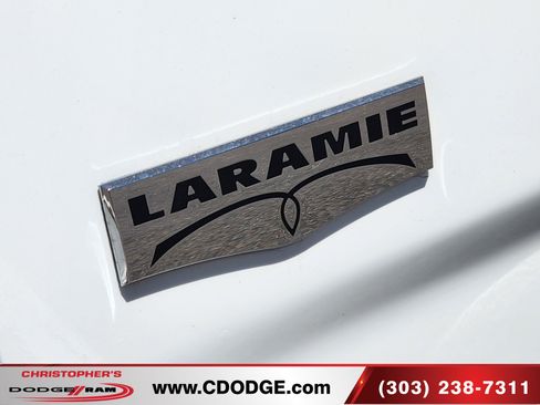 Used 2017 RAM 1500 Laramie w/ Convenience Group AWD/4WD image 20