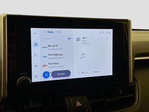 Used 2023 Toyota RAV4 XLE w/ Convenience Package image 21