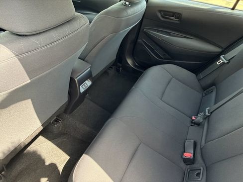 Used 2025 Toyota Corolla LE FWD image 10