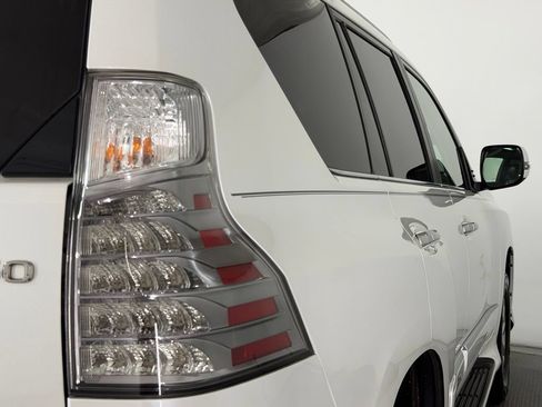 Used 2018 Lexus GX 460 Premium w/ Premium Package AWD/4WD image 68