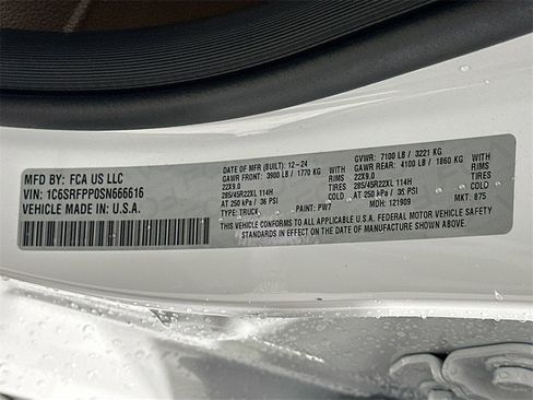 New 2025 RAM 1500 Limited image 19