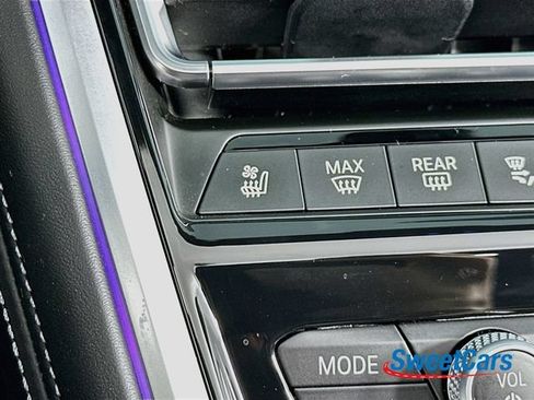 Used 2025 BMW M8 Competition AWD/4WD image 39
