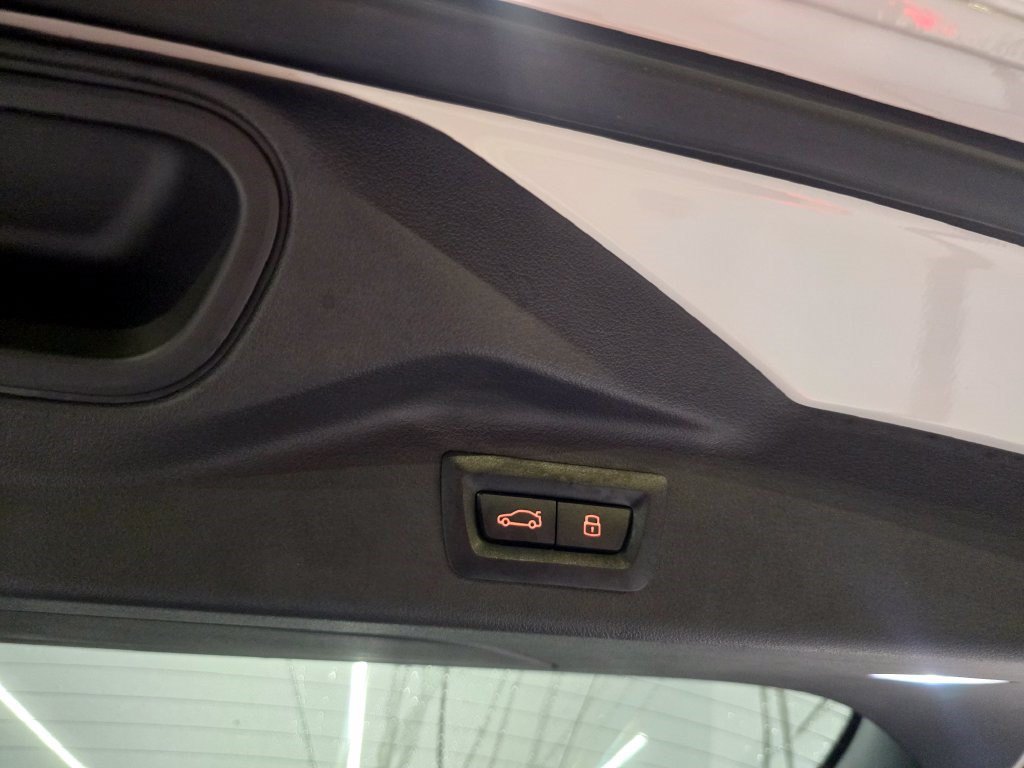 Used 2025 BMW X7 M60i w/ Executive Package AWD/4WD image 49