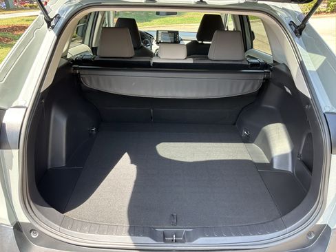 Used 2021 Toyota RAV4 XLE FWD image 31