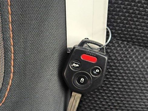 Used 2016 Subaru Crosstrek 2.0i Premium image 23