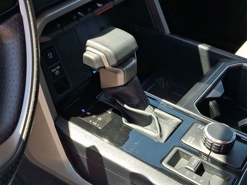 Used 2024 Toyota Tundra SR5 AWD/4WD image 16