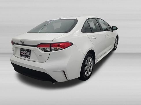 Used 2024 Toyota Corolla LE FWD image 5
