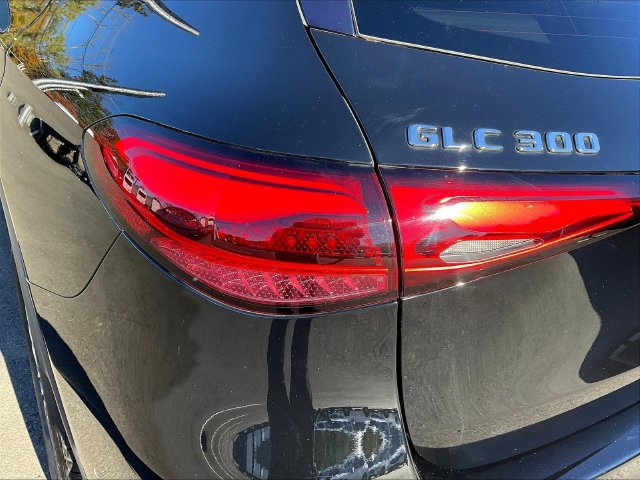 Certified 2023 Mercedes-Benz GLC 300 4MATIC image 25