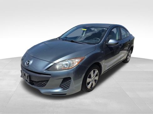 Used 2013 MAZDA MAZDA3 i Sport FWD image 1
