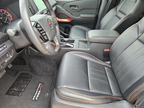 Used 2024 Nissan Frontier PRO-4X w/ Pro Premium Package image 17