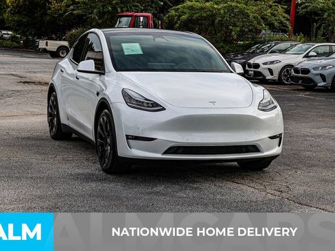 Used 2022 Tesla Model Y Long Range AWD/4WD image 4