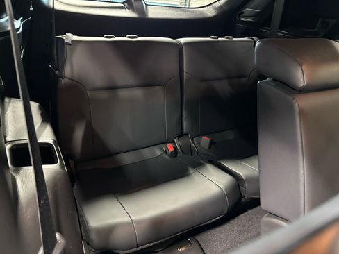 Used 2023 Mitsubishi Outlander SE Black Edition image 19