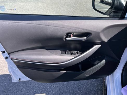 Used 2024 Toyota Corolla SE image 19