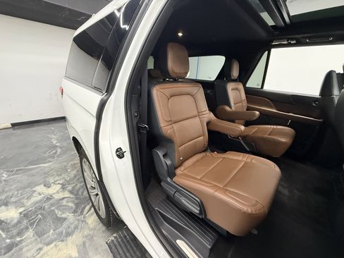 Used 2023 Lincoln Navigator L Reserve w/ Equipment Group 201A image 26