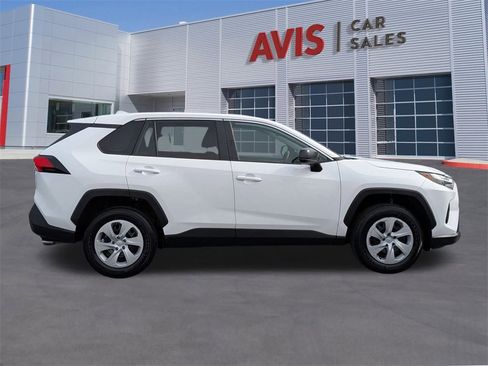 Used 2025 Toyota RAV4 LE image 5