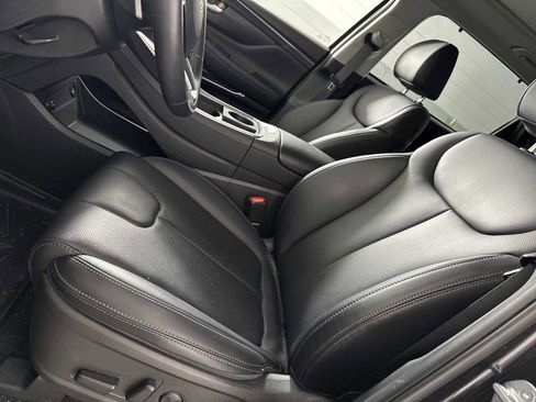 Certified 2023 Hyundai Santa Fe SEL Premium image 11