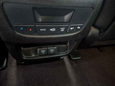 Used 2020 Acura MDX SH-AWD image 14