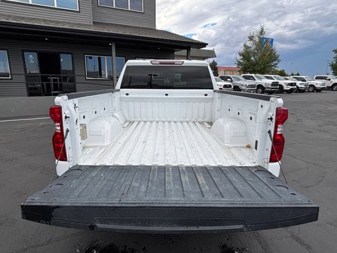 Used 2019 Chevrolet Silverado 1500 LT w/ Z71 Off-Road Package AWD/4WD image 14