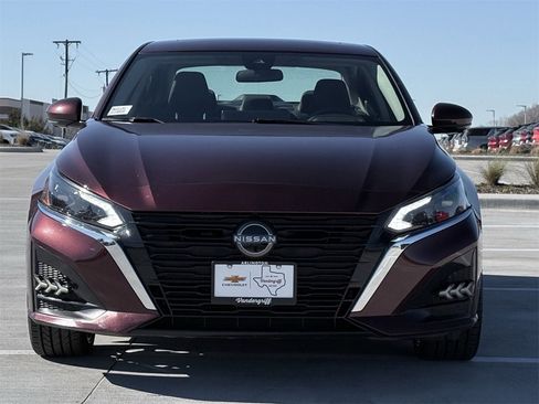 Used 2024 Nissan Altima 2.5 SL image 7