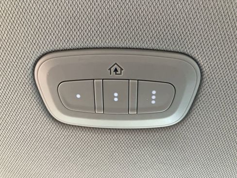 Used 2022 Jeep Grand Wagoneer Series I AWD/4WD image 24