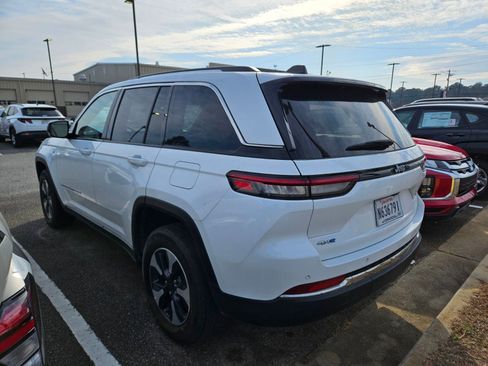 Used 2024 Jeep Grand Cherokee Limited 4xe image 8