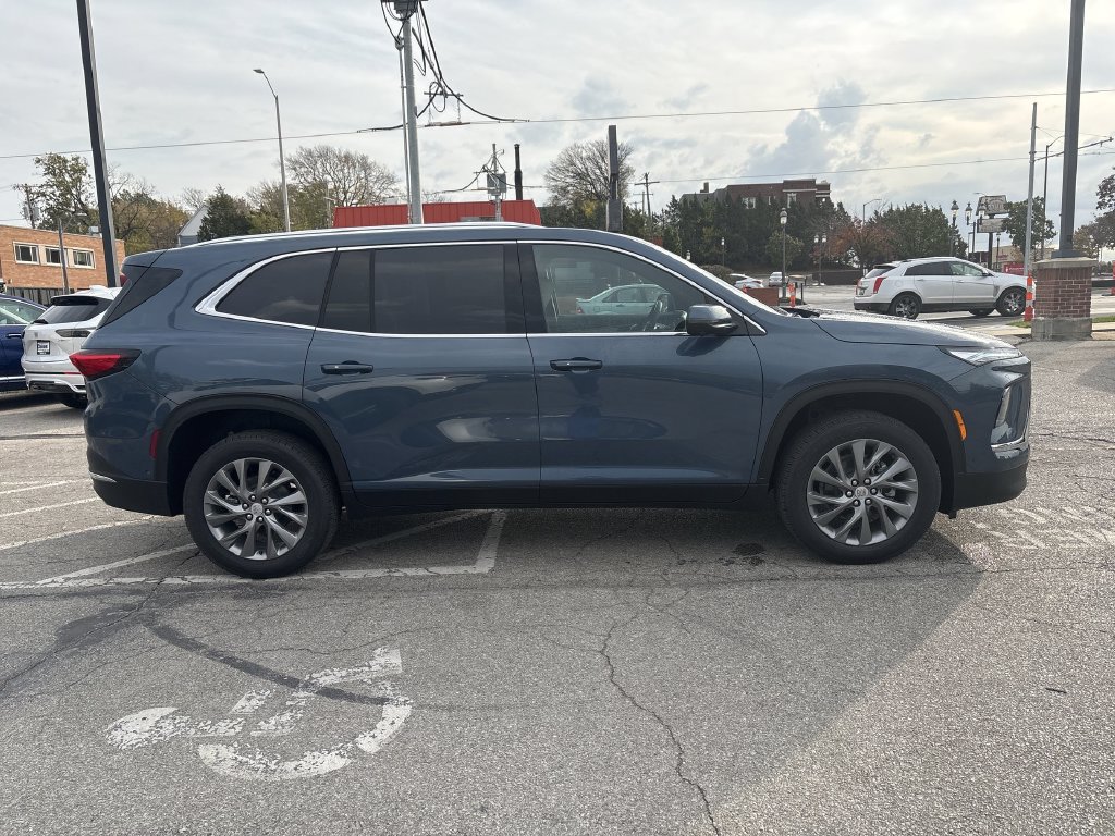 Certified 2025 Buick Enclave Preferred w/ Super Cruise Package FWD image 8