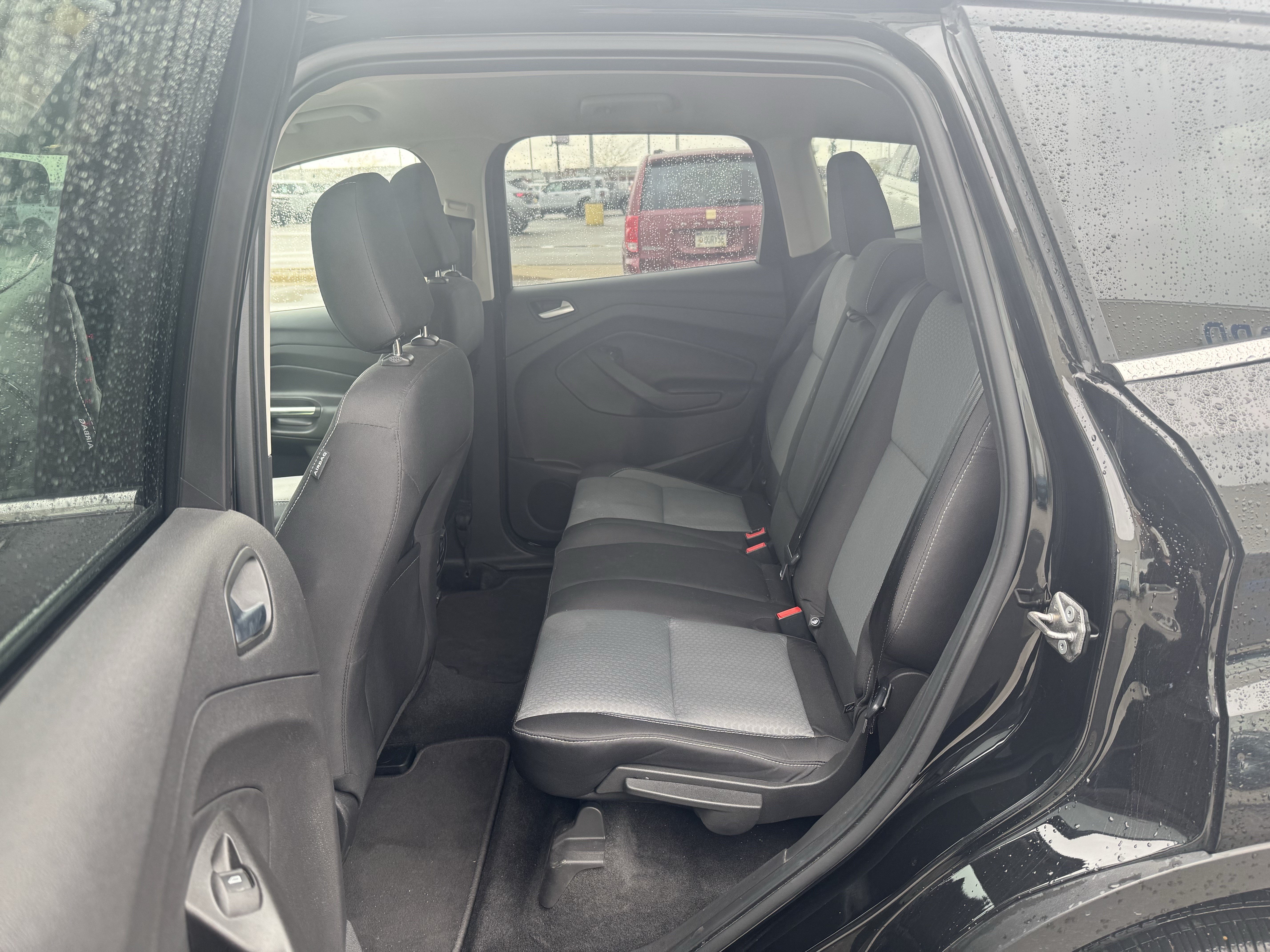 Used 2018 Ford Escape SE AWD/4WD image 9
