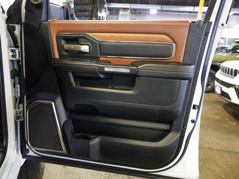 Used 2019 RAM 2500 Limited image 18